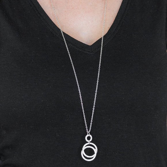 Timeless Trio White Necklace - Picture 1 of 3